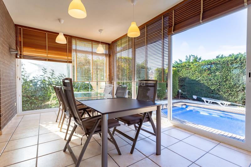 Foto e2eeccdf-0e26-435a-9ad6-cdbaec8e87cb. Maison avec chauffage parking piscine dans Els Ametllers Cambrils