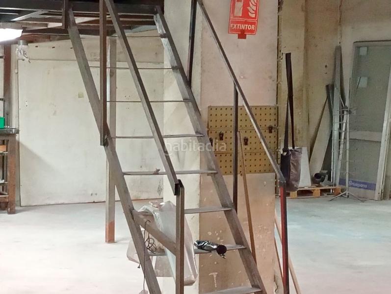 Foto 60a80ec9-e335-491c-85b0-fa613005a3b5. Local comercial a Llevant Reus