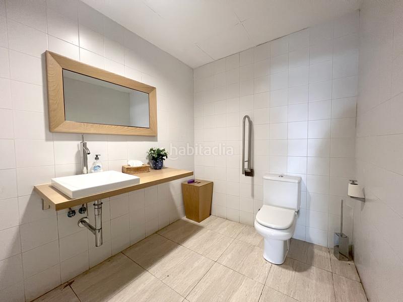 Foto d41c59ec-0562-40bc-baeb-f95a5a43880e. Locale commerciale in Nou Eixample Nord Tarragona