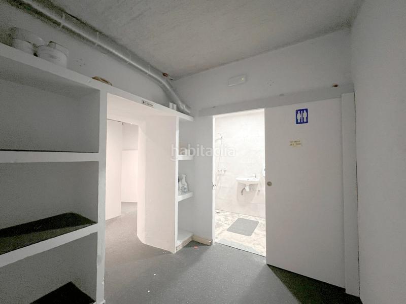 Foto 9fdba281-384e-4883-89bb-8f401c7a2f46. Local comercial en Eixample Tarragona