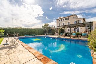 Country house in T-3231 km