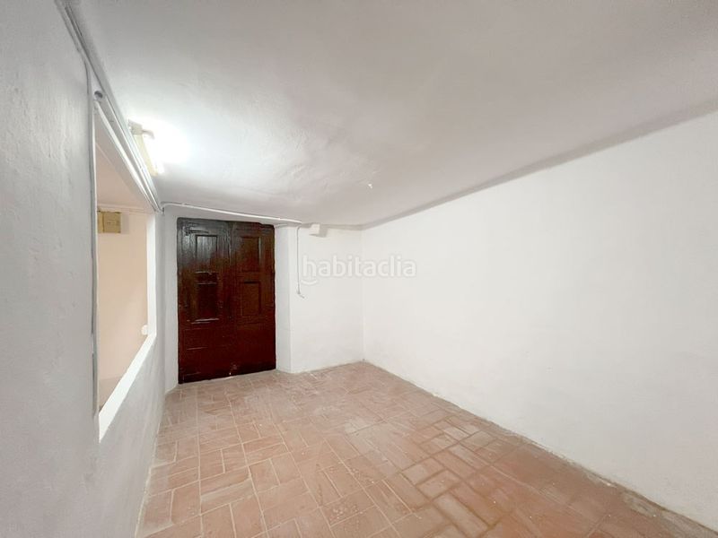 Foto 1a0c97a2-d8a1-49f6-afd2-048eef18ffc0. Lloguer local comercial a Part Alta Tarragona