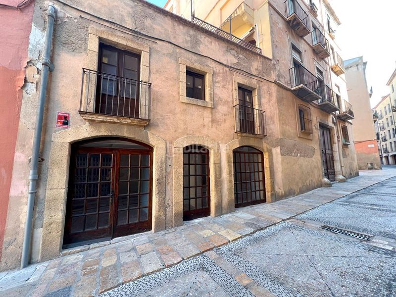 Foto 7678e149-b7c3-4528-845a-b01272ea3e23. Lloguer local comercial a Part Alta Tarragona
