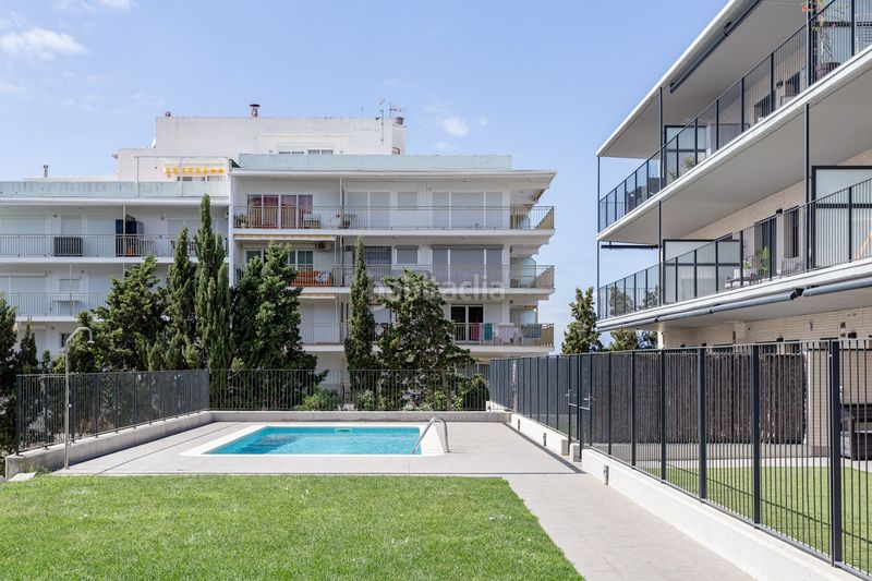 Foto d39d7189-3cac-46c6-bc72-530ec812cd20. Pis amb calefacció aparcament a pla de maset - cap de Salou Salou