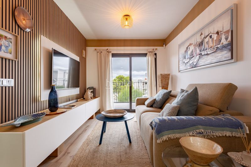 Foto dda95b6d-56b3-481c-876f-d04c73f0fc04. Pis amb calefacció aparcament a pla de maset - cap de Salou Salou