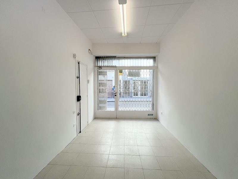 Foto 99bd8ff2-9f42-47f7-841c-8a41e8d01fc1. Lloguer local comercial a Valls