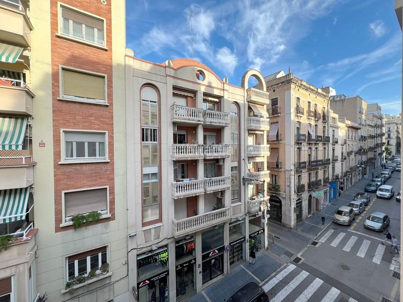 Foto a6f24044-0935-4f13-9d21-784994f33fff. Alquiler piso en Eixample Tarragona