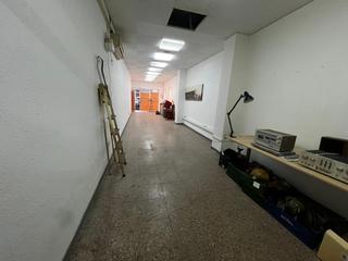 Local Comercial a DELS CAPUTXINS