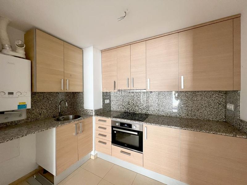 Foto eac005ec-65e8-4b4a-ad89-f67d1f40cd4e. Duplex avec chauffage dans Valls