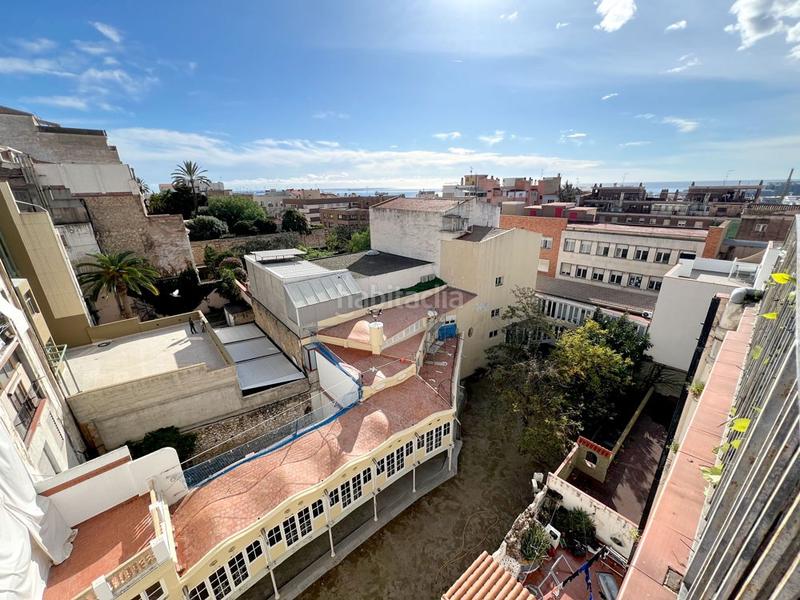 Foto 19019bfe-382c-4e71-b1df-0003537b94ba. Affitto attico con riscaldamento in Eixample Tarragona