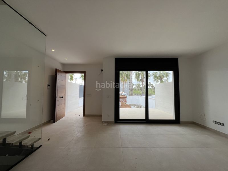 Foto 8883ecf7-b250-470f-8f18-22b05458abf9. Casa adossada amb calefacció aparcament piscina a Altafulla