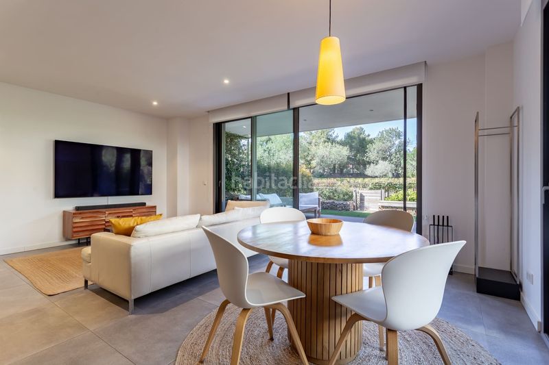 Foto 1976bc14-831a-472d-9a2e-2f4a0a95362b. Pis amb calefacció aparcament piscina a pla de maset - cap de Salou Salou