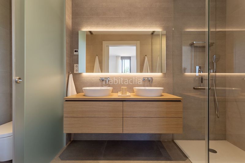 Foto 45611c4f-3104-4399-b719-4cfdc965e3fa. Pis amb calefacció aparcament piscina a pla de maset - cap de Salou Salou