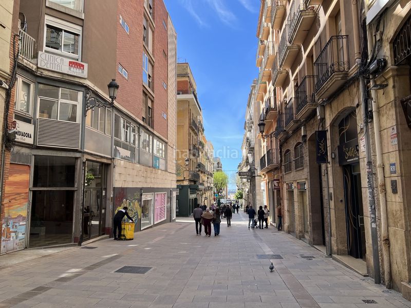 Foto b344f2e6-23bd-4ecb-878d-86ffdf983b8b. Local comercial a Eixample Tarragona