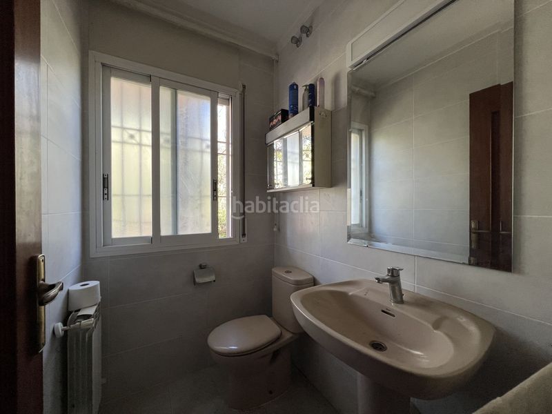 Foto 980a8920-b688-40d1-8986-ab53a46382ca. Casa amb calefacció aparcament a Mestral Reus