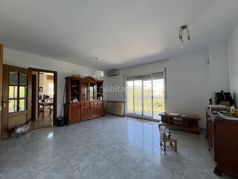 Foto 9ede8407-a684-44ee-89d1-29752ebe2c88. Casa amb calefacció aparcament a Mestral Reus