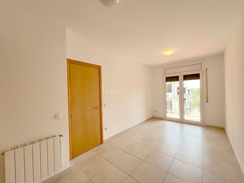 Foto 52812a0a-1d42-4d06-8e33-2660b4e1ce98. Pis amb calefacció aparcament a Espluga de Francolí (L´)