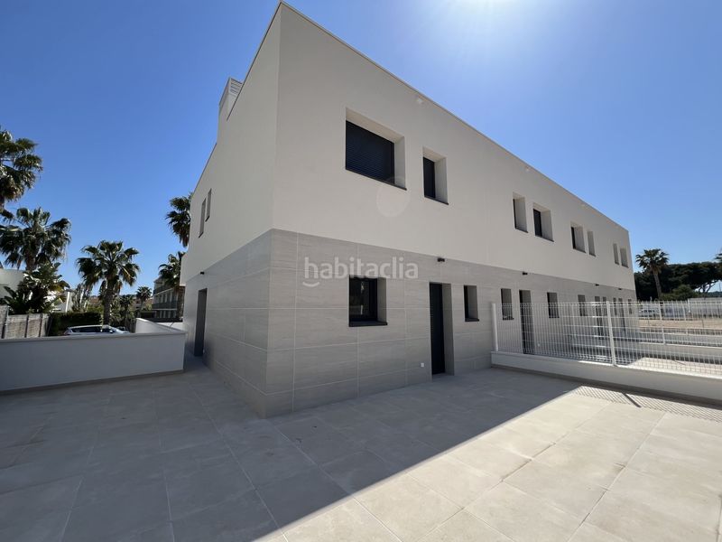 Foto a39a2f97-cce6-44f9-9196-7c289a3d00ee. Casa adossada amb calefacció aparcament piscina a Altafulla