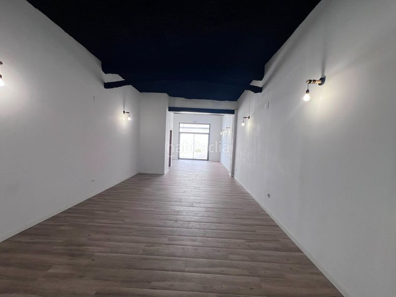 Foto 2ea751cc-3425-41b9-bab7-9dc4210e172b. Alquiler local comercial en Centre Reus