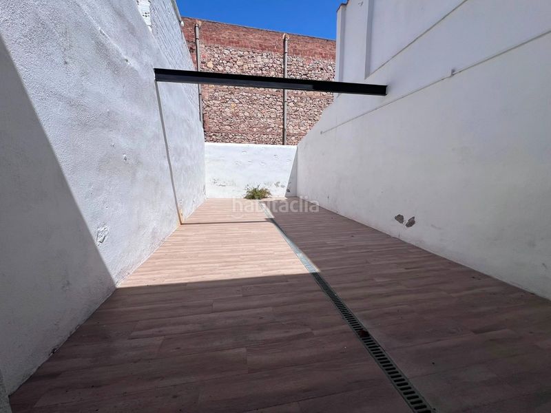 Foto 9d5b2cd8-6353-4f90-827e-f8da333531a8. Alquiler local comercial en Centre Reus