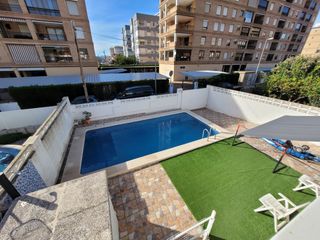Chalet in Heliópolis. Chalet independiente en benicasim
