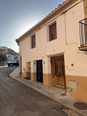 Casa  Calle de cilla 7. Venta casa en benassal calle culla 7