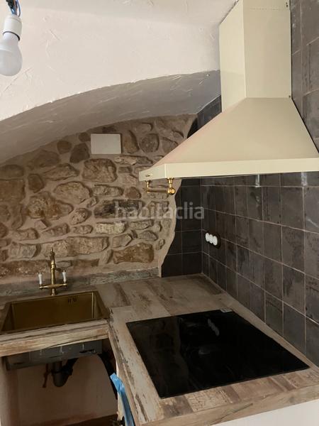 Foto f4018765-c9fe-4f12-b123-2b657b7e0efb. Casa en carrer mur 23 casa en venta en benassal junto a la torre redonda en Benasal