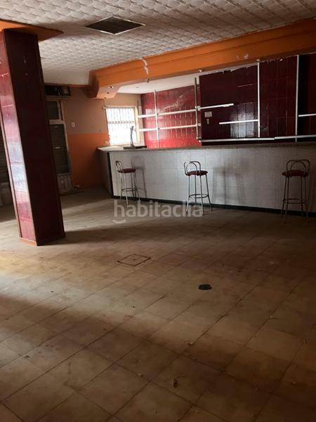 Foto ab8b8c81-ccbd-4a86-946f-4b5bb8bb2b34. Local comercial a carrer de ramón y cajal 55 a Hospital - Plaza del Real Castellón de la Plana