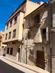 Casa a Calle ricardo vives 3. Casa en venta en el alto maestrazgo , muy buena ubicacion ,junto