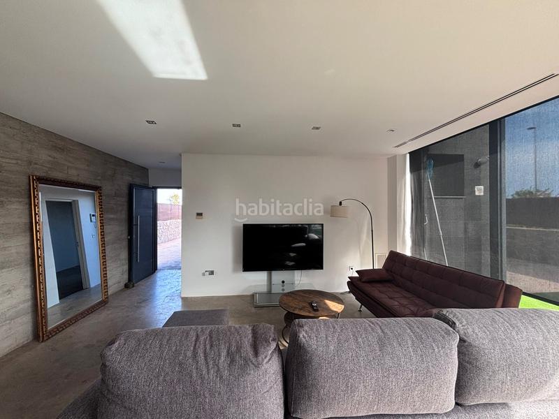 Foto 3e3d760a-1b15-4e3c-8fac-09c0391690d9. Chalet in avinguda unió europea 32 in Piscinas Burriana