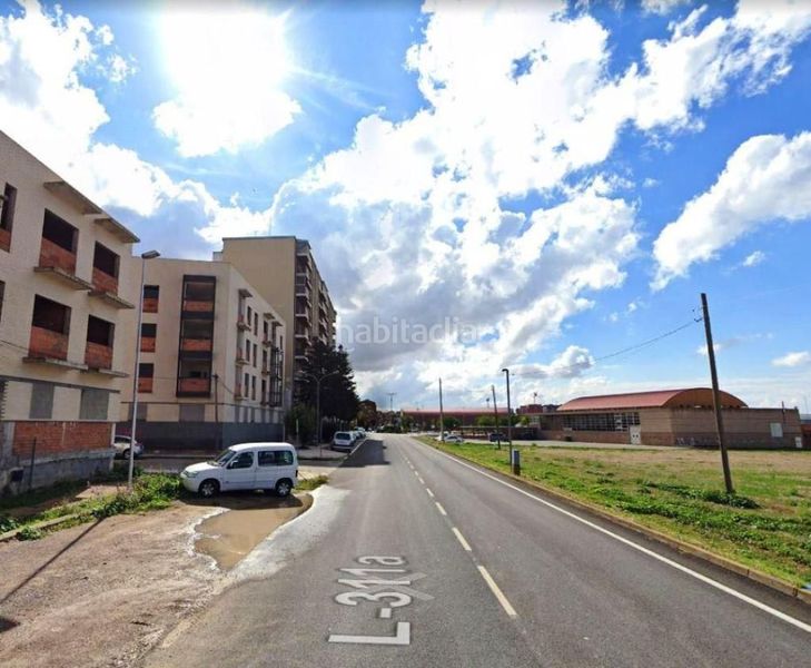 Foto c4792b6d-15f3-4cad-b691-6eb212790524. Edificio in avinguda guissona 1 in Cervera