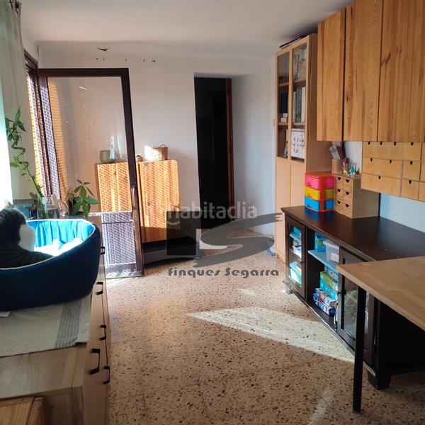 Foto 11a5aa03-2d8c-480b-a2e5-2ab4b2876aba. Haus mit heizung parking in Oluges (Les)