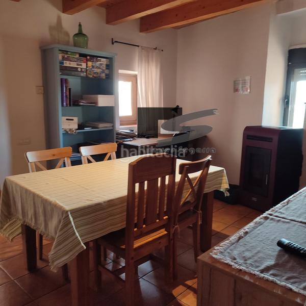 Foto 6f4ffbad-dec2-4e23-b5b5-36d4e1a4ff97. Haus mit heizung parking in Oluges (Les)