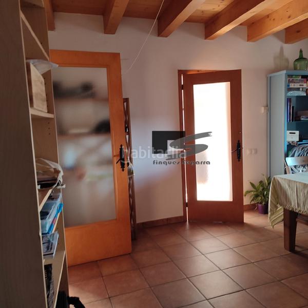 Foto 7aaa3ae8-ce52-483b-a536-e0b488a7cd2b. Haus mit heizung parking in Oluges (Les)