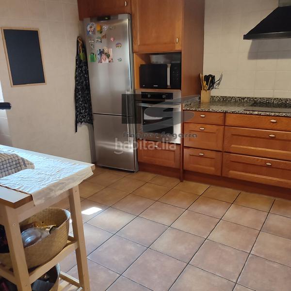 Foto e9b94505-5484-4f69-806c-7a1242bb872e. Haus mit heizung parking in Oluges (Les)