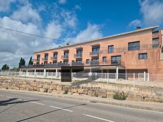Casa a Avinguda de vallfogona 37. ¡vive con estilo y confort en el corazón de cervera!