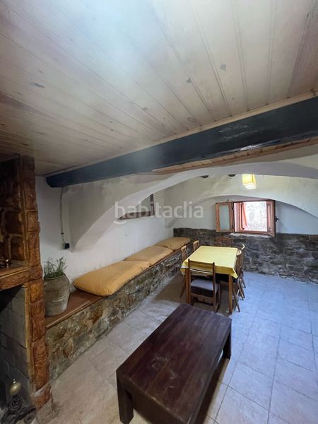 Foto 6eb25228-f668-4313-859a-239240b4a25a. Casa amb xemeneia calefacció a Tàrrega