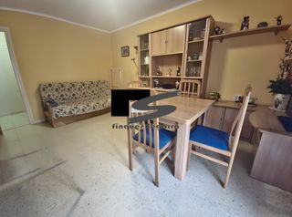 Pis  Carrer de falset. ??? ¡tu refugio en salou te espera!  con licencia  turística