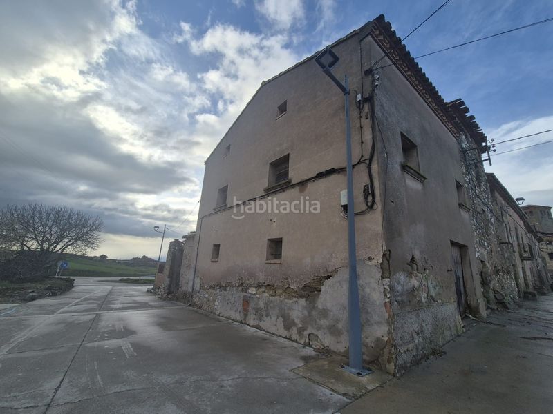 Foto f42bd021-31ee-454f-9ab3-8cff9f012a78. Casa a carrer ampla-montcort 1 a Plans de Sió (Els)