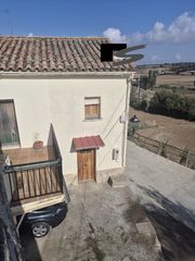 Casa en Carrer del forn 260. Casa de 266 m� con garaje, terraza y huerto en la prenyanosa, ce