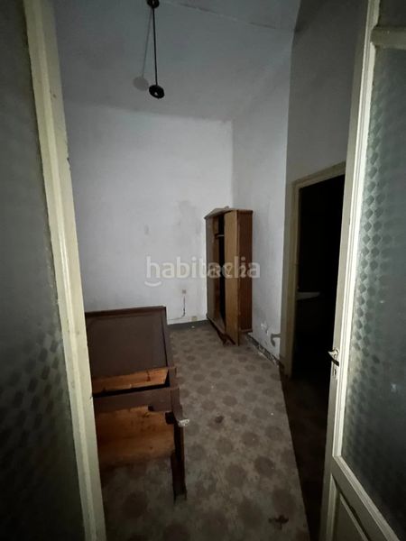 Foto 0b08bc3b-4d48-40a3-8d0e-f40d106e1a49. Casa en carrer de sió 16 edificio con división horizontal y múltiples posibilidades en el centro en Agramunt