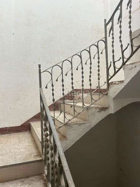 Foto 95fc41fc-3357-4801-9a5b-cd162e731270. Casa en carrer de sió 16 edificio con división horizontal y múltiples posibilidades en el centro en Agramunt