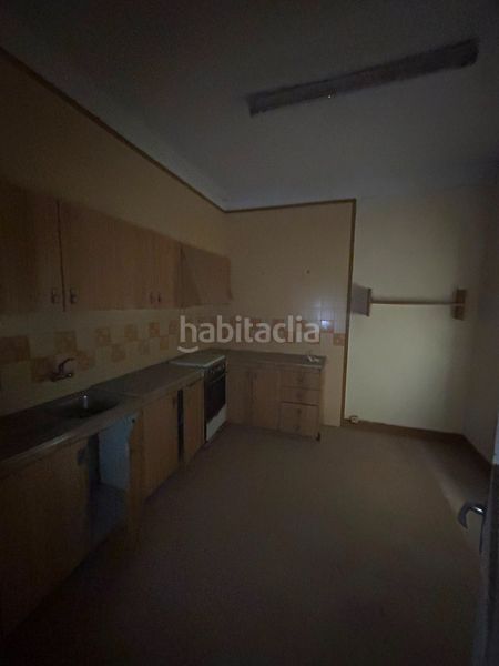 Foto da9bbdce-facf-45ca-9538-cabca76fe19d. Casa en carrer de sió 16 edificio con división horizontal y múltiples posibilidades en el centro en Agramunt