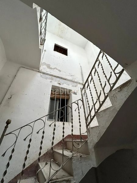 Foto fe4af17a-7585-4c9e-ae08-d2d48f89735d. Casa en carrer de sió 16 edificio con división horizontal y múltiples posibilidades en el centro en Agramunt