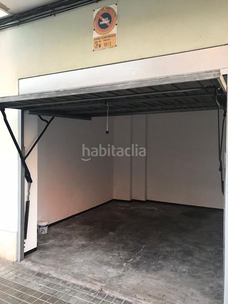 Foto ee3754d0-1b1f-4767-b310-eff4b7075326. Parking coche en Sueca Sueca