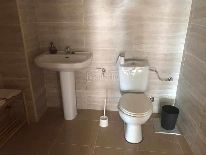 Foto f2e7416e-fc5b-4508-a3b0-385d3c07787d. Alquiler local comercial en Sueca Sueca