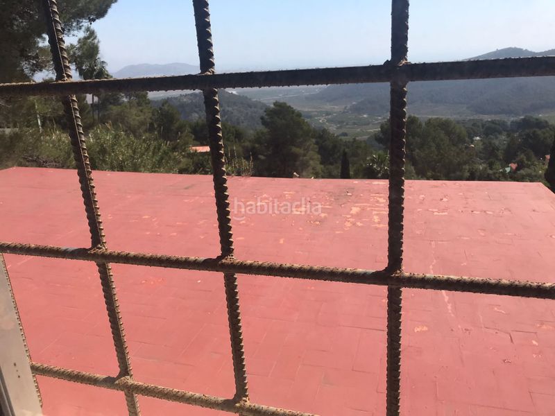 Foto cf998370-d4fe-46e5-8650-726861ca2a38. Chalet dans Llaurí