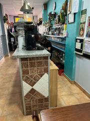 Business premise in Riola