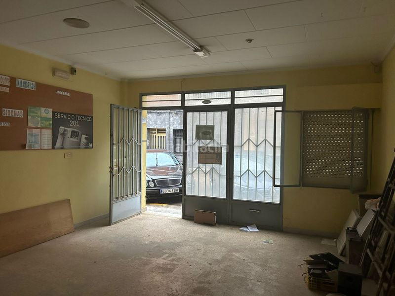 Foto fd2134e3-54ff-468e-8ece-08264742ea79. Local comercial a Sueca Sueca