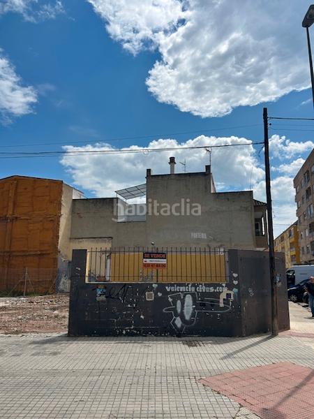 Foto 8cfdc924-a092-4e49-bfc2-5bafbbee32ea. Terreny residencial a avinguda del mestre serrano 64 a Sueca